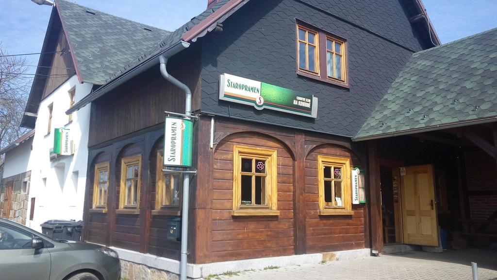 Hotel Country Club Konirna Šluknov Zewnętrze zdjęcie